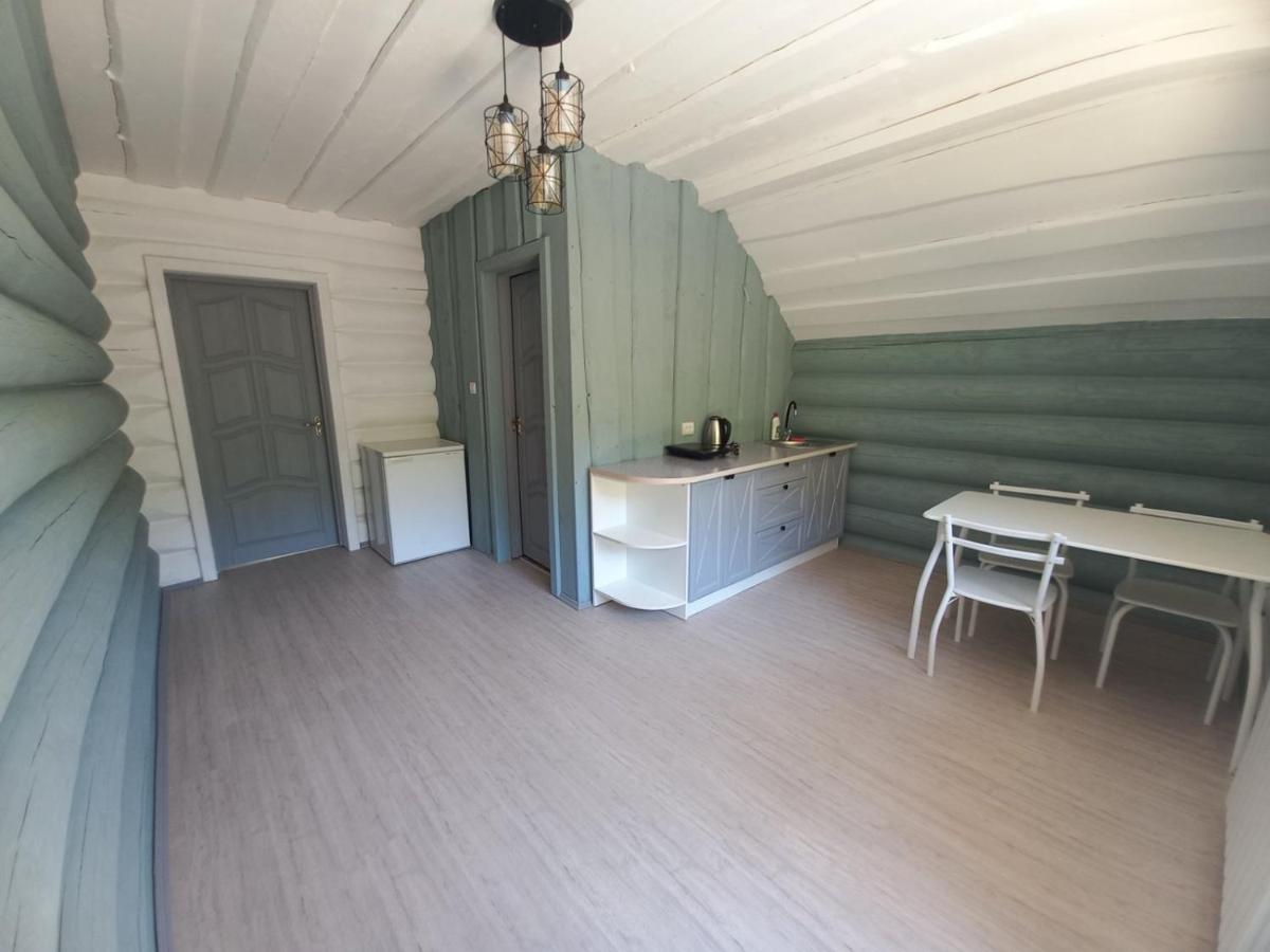 Hotel apartamentowy White House Synewyrska Polana